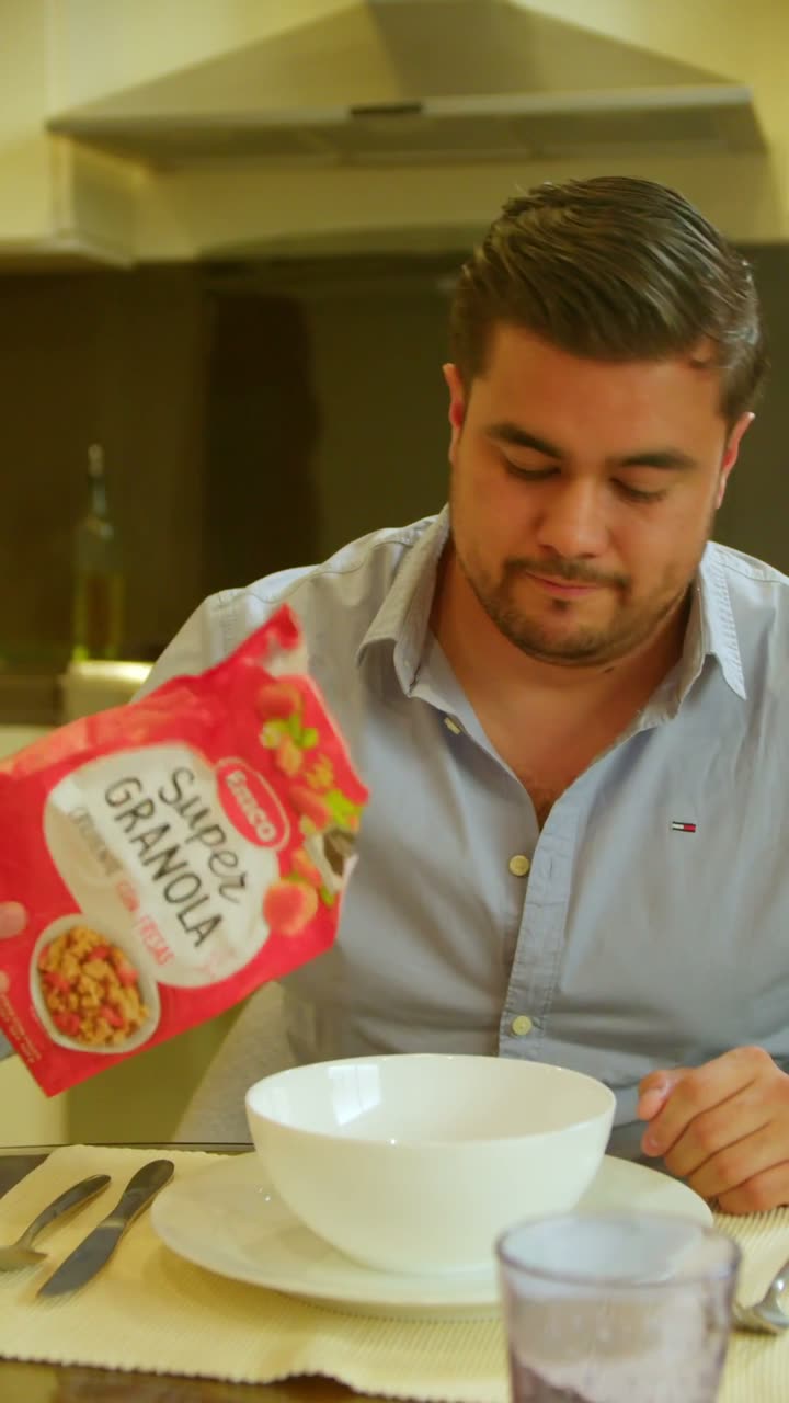 EMCO México — Piedra, papel o granola